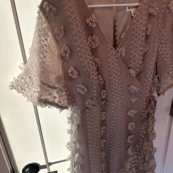 Dot Wrap Dress Gray Texture Large - Picture 4 of 6